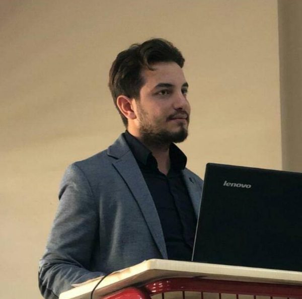 Klinik psikolog Dr. Ali Şen'in portresi